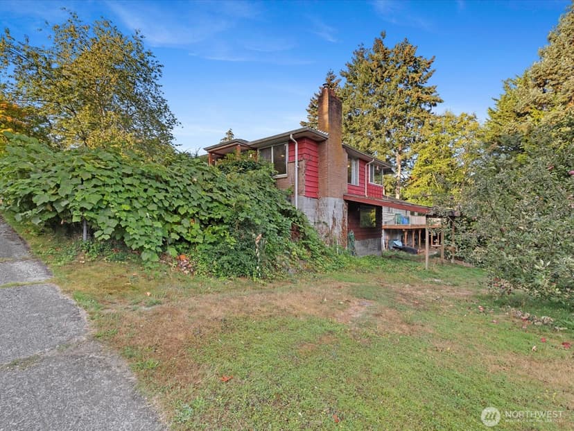 Property photo for 4631 47th Avenue S, Seattle photo 15
