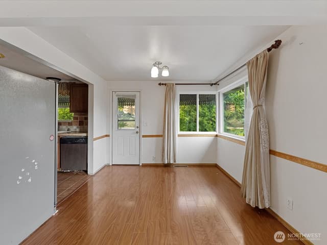 Property photo for 4631 47th Avenue S, Seattle photo 5