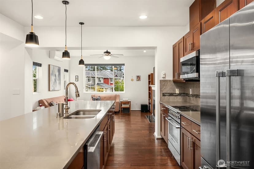 Property photo for 6576 High Point Drive SW, Seattle photo 13