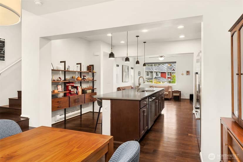 Property photo for 6576 High Point Drive SW, Seattle photo 17