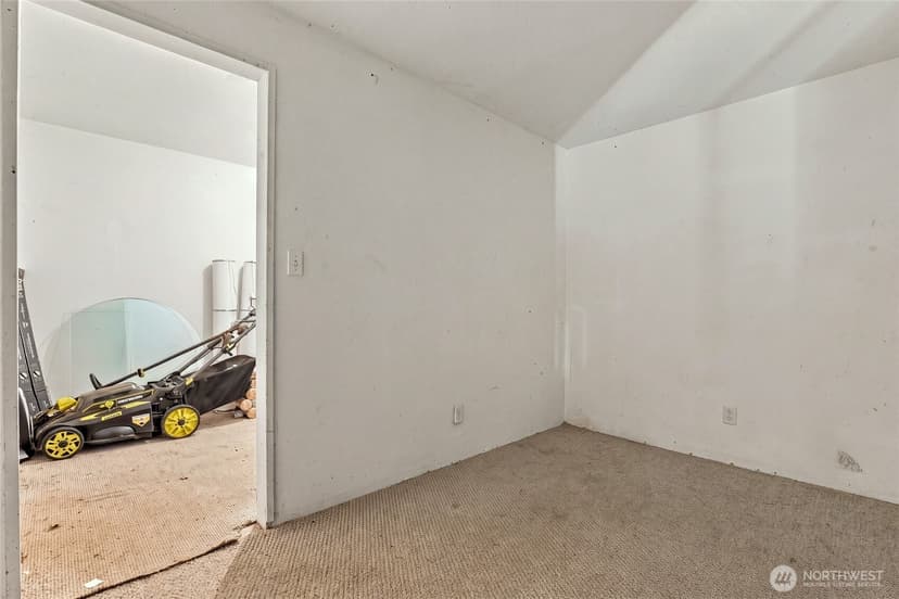 Property photo for 7815 227th Place SW, Edmonds photo 35