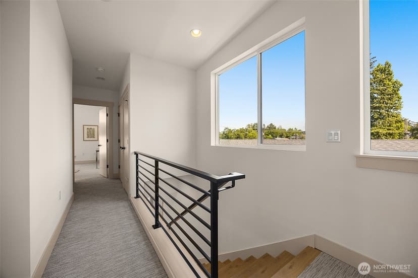 Property photo for 3007 S Dakota St, Seattle photo 11