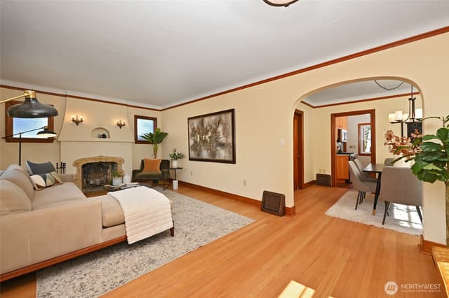 Property photo for 8046 18th Avenue NW, Seattle photo 4