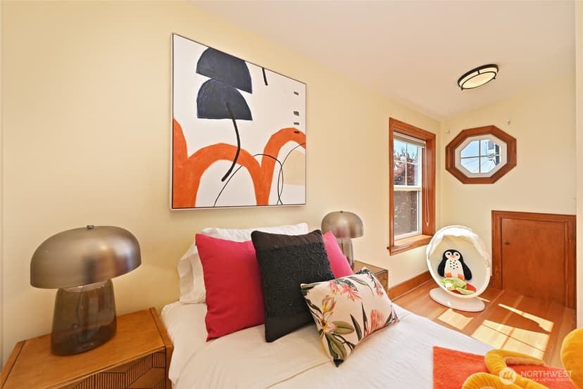 Property photo for 8046 18th Avenue NW, Seattle photo 12