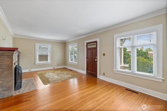 Property photo for 2020 Lombard Avenue, Everett photo 4