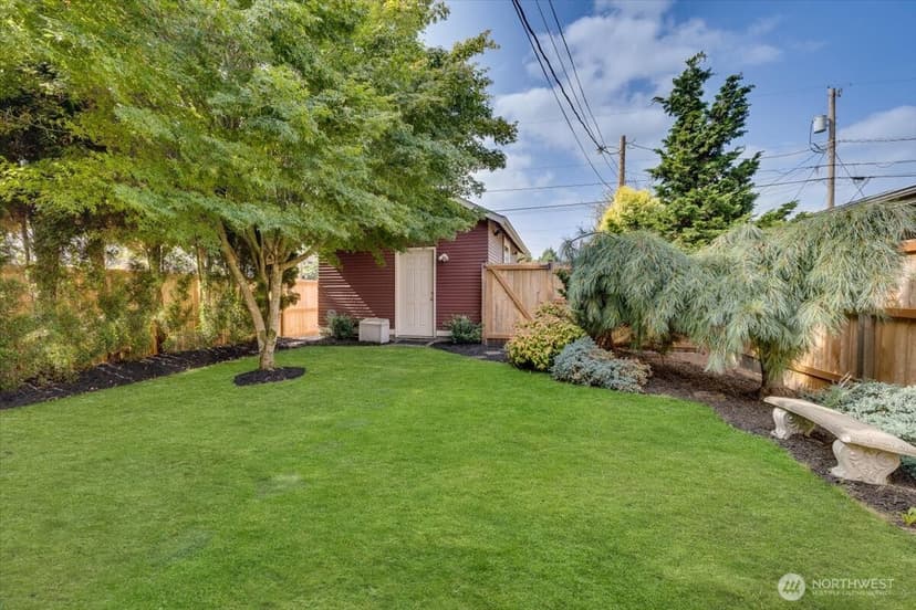 Property photo for 2020 Lombard Avenue, Everett photo 15