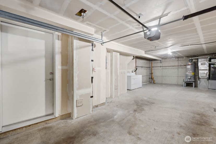 Property photo for 12721 SE 41st Place #214, Bellevue photo 20