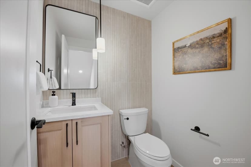 Property photo for 308 Daley Street, Edmonds photo 14