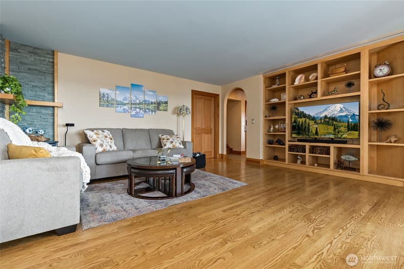 Property photo for 12730 Marine Drive, Marysville photo 16