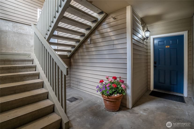 Property photo for 901 E Marine View Drive #305, Everett photo 29