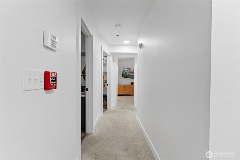 Property photo for 901 E Marine View Drive #305, Everett photo 18