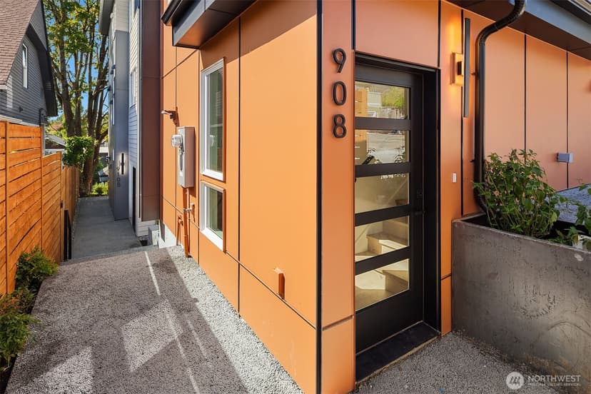 Property photo for 908 29th Avenue, Seattle