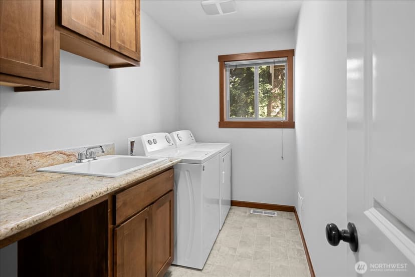 Property photo for 3615 Serene Way, Lynnwood photo 25