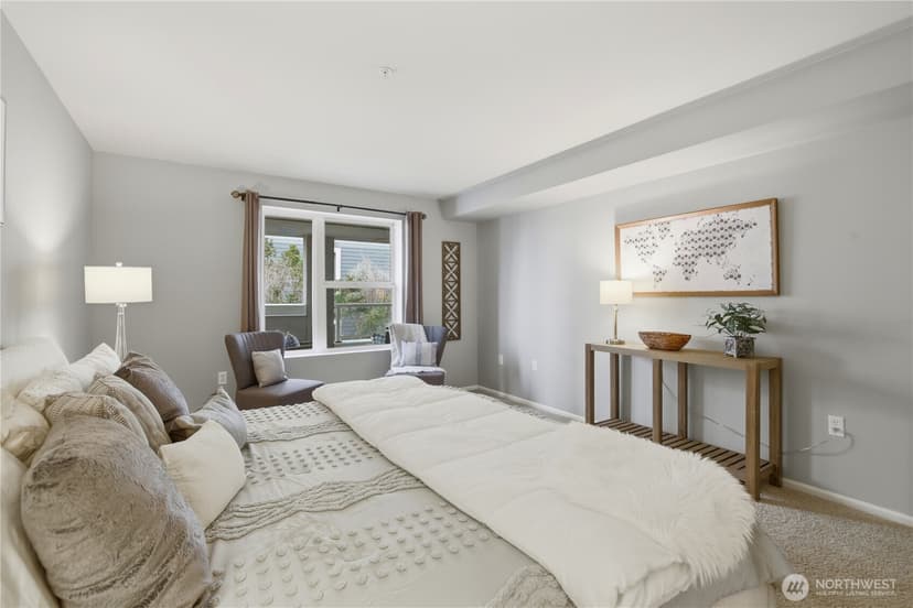 Property photo for 4343 Roosevelt Way NE #404, Seattle photo 14