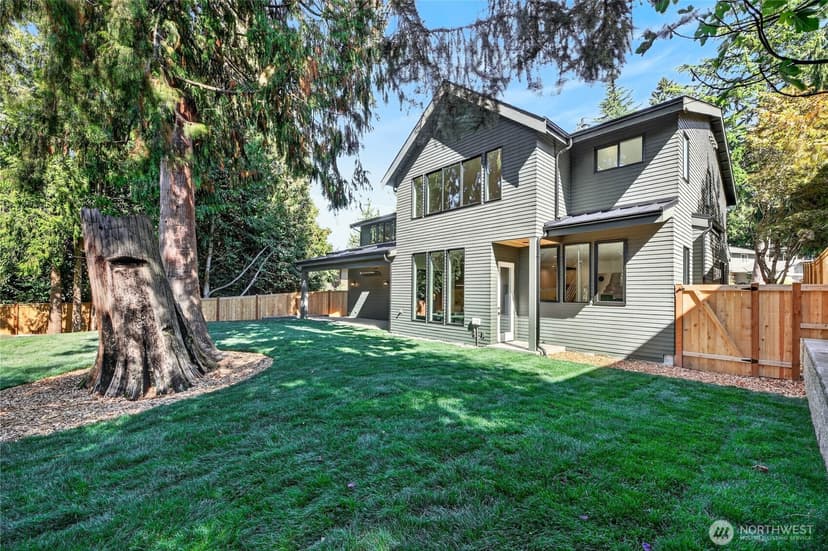 Property photo for 5911 105th Avenue NE, Kirkland photo 40
