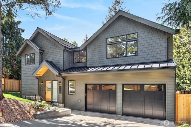 Property photo for 5911 105th Avenue NE, Kirkland photo 3