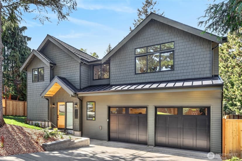 Property photo for 5911 105th Avenue NE, Kirkland photo 3