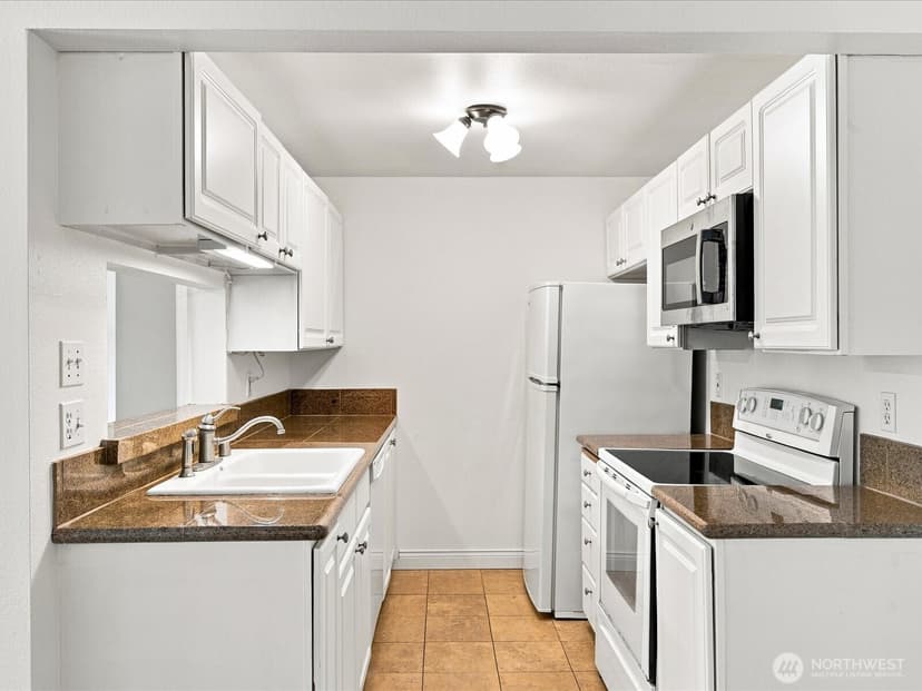 Property photo for 14200 NE 171st Street #C206, Woodinville photo 11