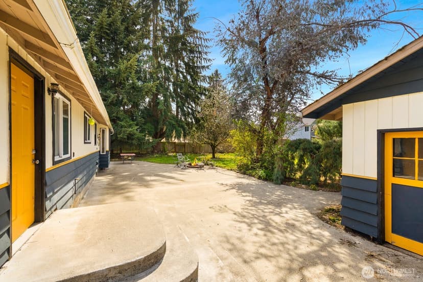Property photo for 11122 Angeline Road E, Bonney Lake photo 5