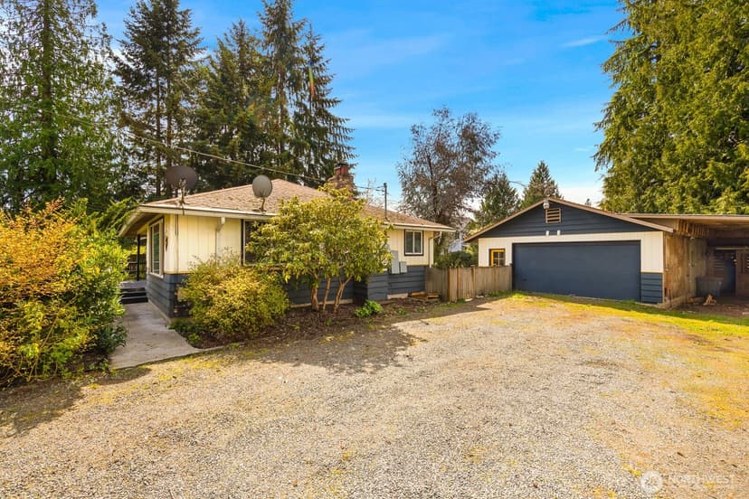 Property photo for 11122 Angeline Road E, Bonney Lake photo 4