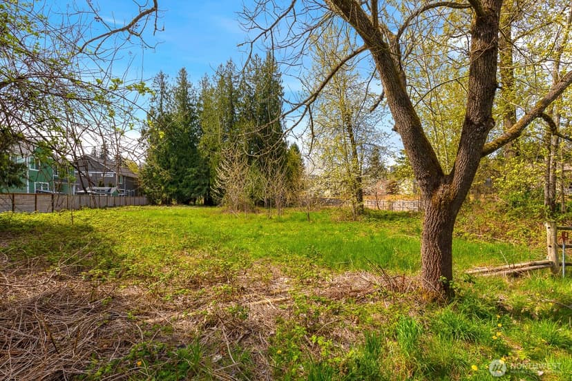 Property photo for 11122 Angeline Road E, Bonney Lake photo 9