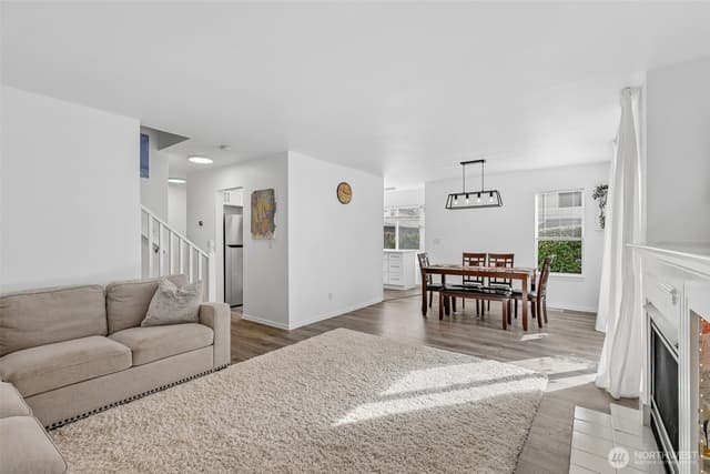 Property photo for 1131 115th Street SW #F1, Everett photo 4