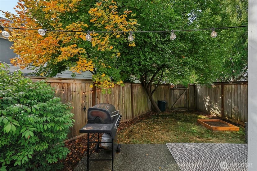 Property photo for 1131 115th Street SW #F1, Everett photo 23