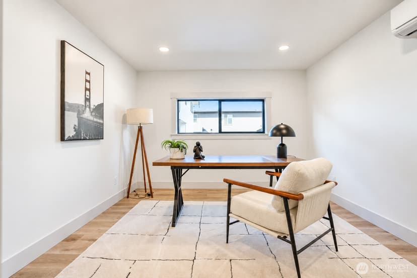 Property photo for 11647 Beacon Avenue S, Seattle photo 6