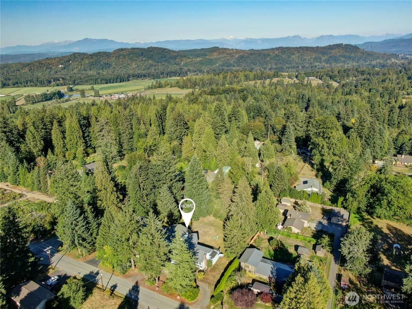 Property photo for 18021 Waverly Drive, Snohomish photo 4