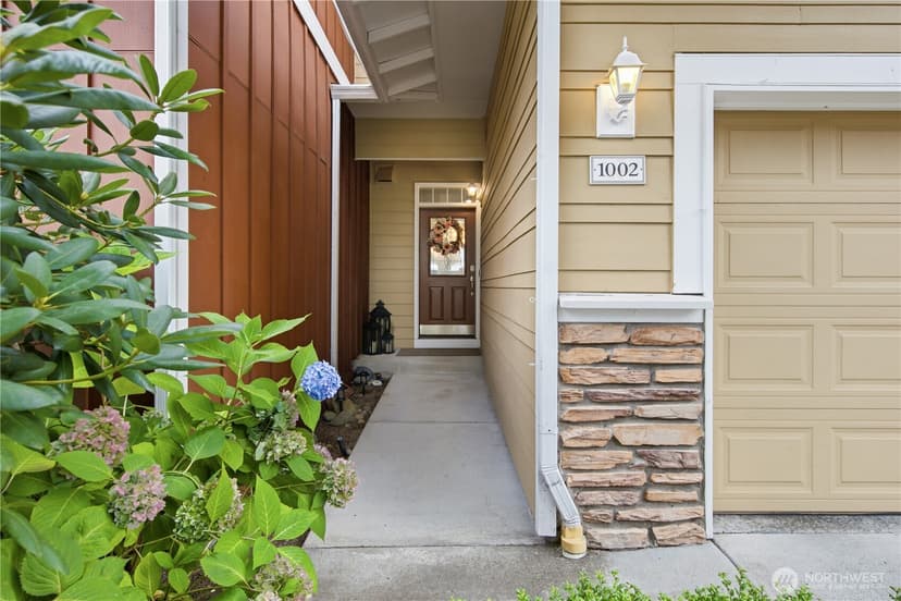 Property photo for 35315 SE Aspen Lane #1002, Snoqualmie photo 2