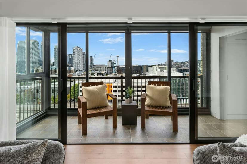 Property photo for 320 Melrose Avenue E #704, Seattle photo 10