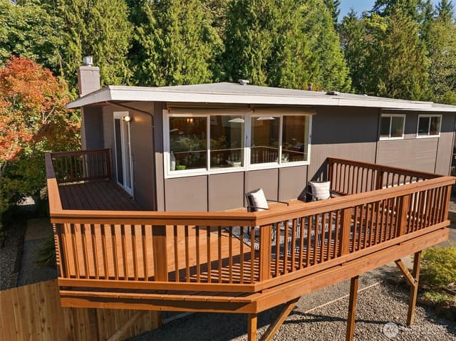 Property photo for 7430 143rd Avenue NE, Redmond photo 4