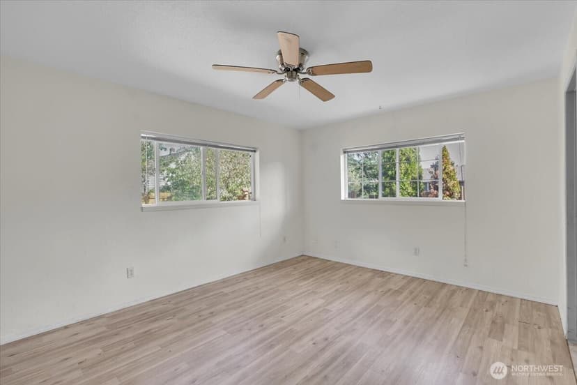 Property photo for 1621 113th Street S, Tacoma photo 20