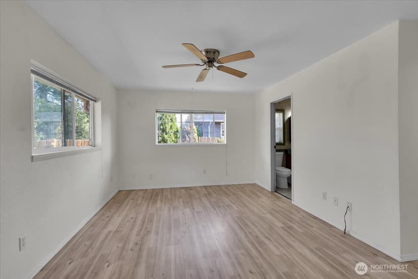 Property photo for 1621 113th Street S, Tacoma photo 23