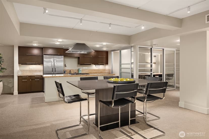 Property photo for 2911 2nd Avenue #704, Seattle photo 19