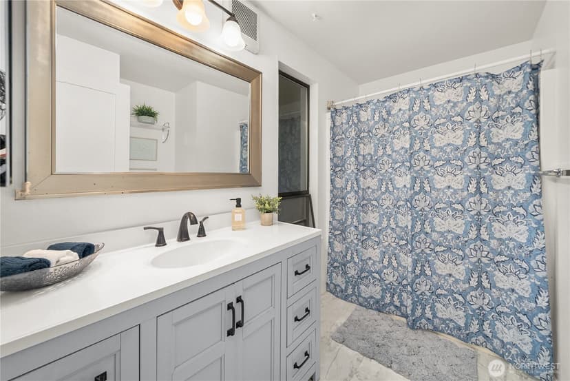 Property photo for 8051 NE Paulanna Lane, Bainbridge Island photo 29