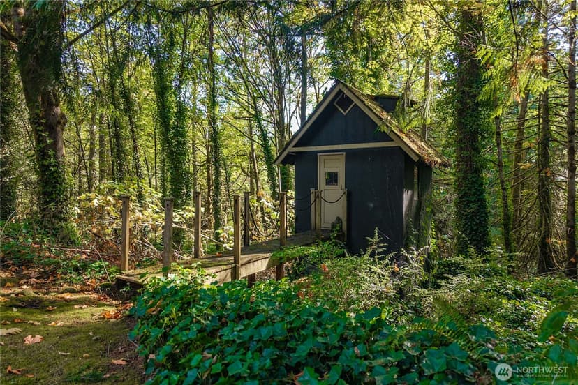 Property photo for 8051 NE Paulanna Lane, Bainbridge Island photo 7