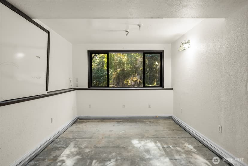 Property photo for 8051 NE Paulanna Lane, Bainbridge Island photo 38