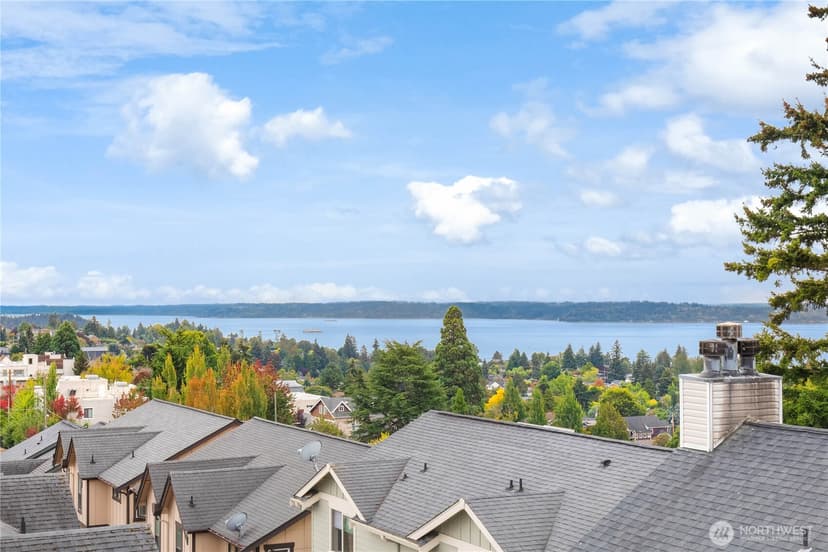 Property photo for 4407 44th Avenue SW #A, Seattle photo 23