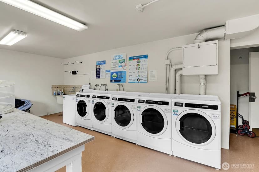 Property photo for 1800 Taylor Avenue N #102, Seattle photo 14