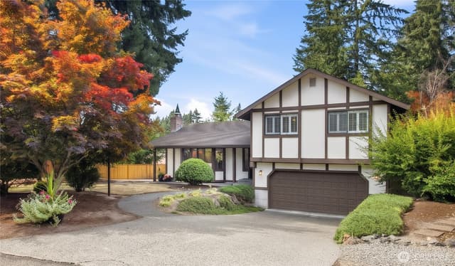 Property photo for 5004 63rd Avenue W, University Place