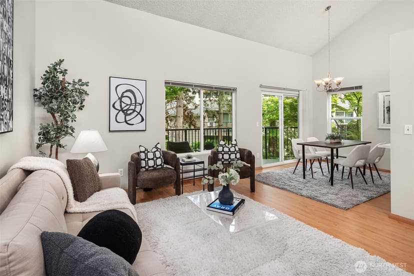 Property photo for 19853 25th Avenue NE #312, Shoreline photo 8