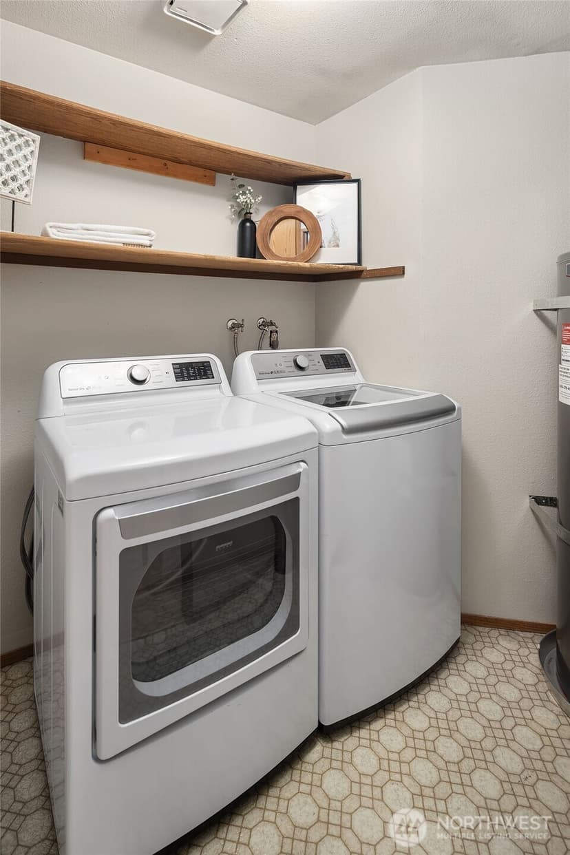 Property photo for 19853 25th Avenue NE #312, Shoreline photo 21