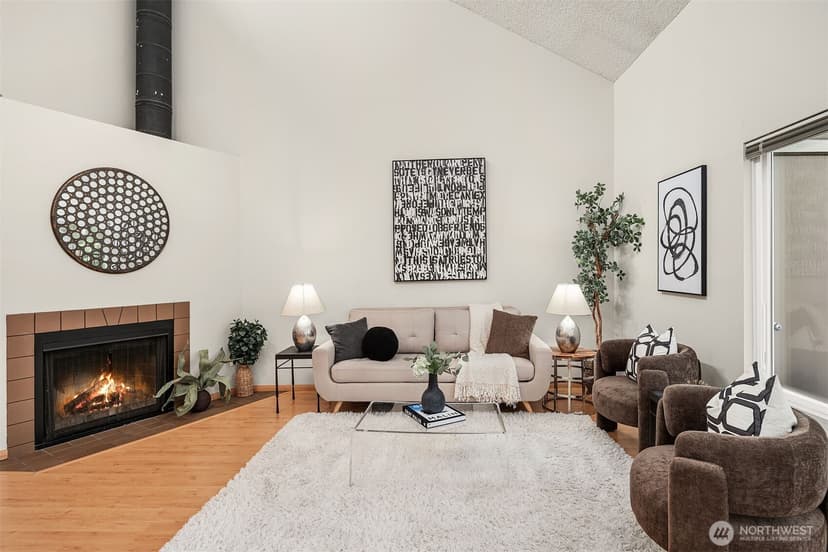 Property photo for 19853 25th Avenue NE #312, Shoreline photo 6