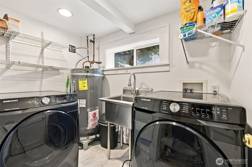 Property photo for 6043 37th Avenue NE, Seattle photo 21