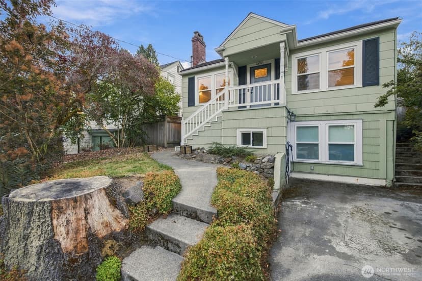 Property photo for 6043 37th Avenue NE, Seattle photo 2