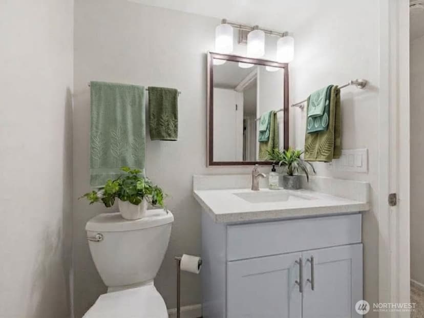 Property photo for 10819 NE 37th Place #221, Bellevue photo 20