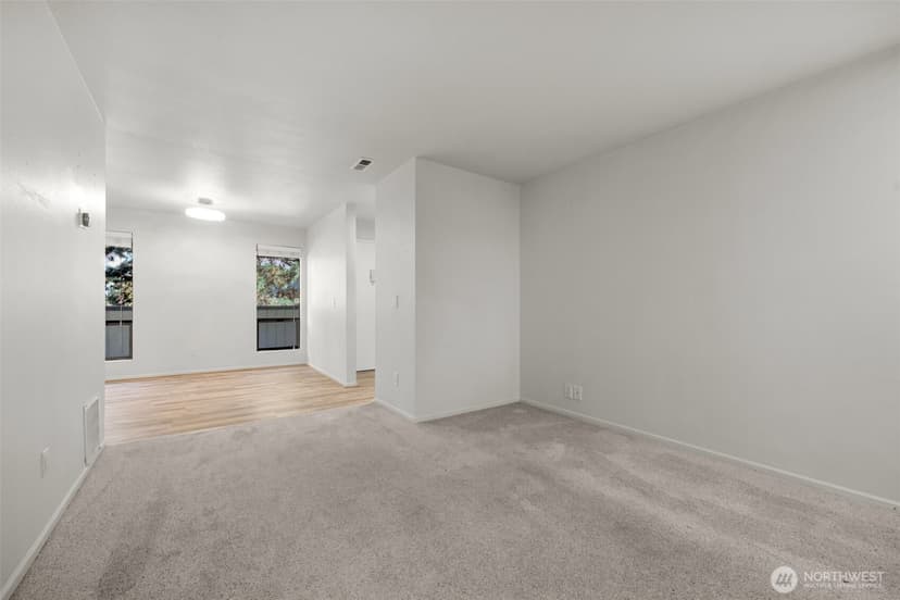 Property photo for 10819 NE 37th Place #221, Bellevue photo 12