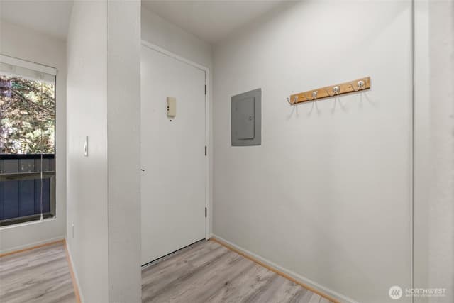 Property photo for 10819 NE 37th Place #221, Bellevue photo 2