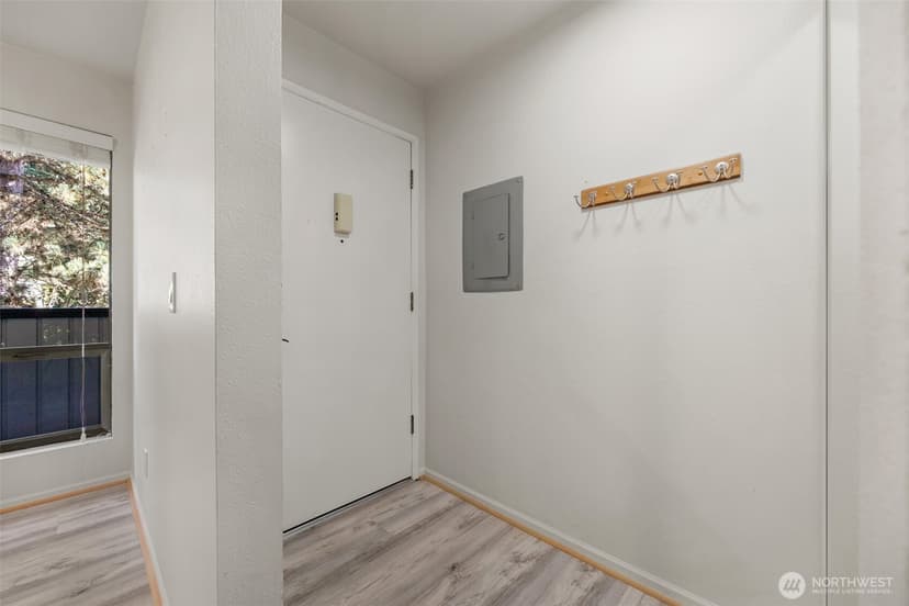 Property photo for 10819 NE 37th Place #221, Bellevue photo 2